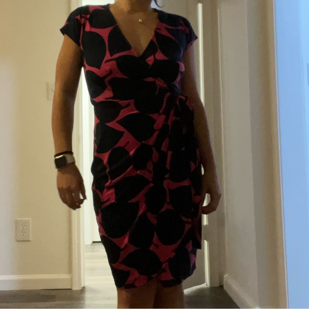 Maggy London | Pink Blue Leaf Pattern Wrap Dress | 4
